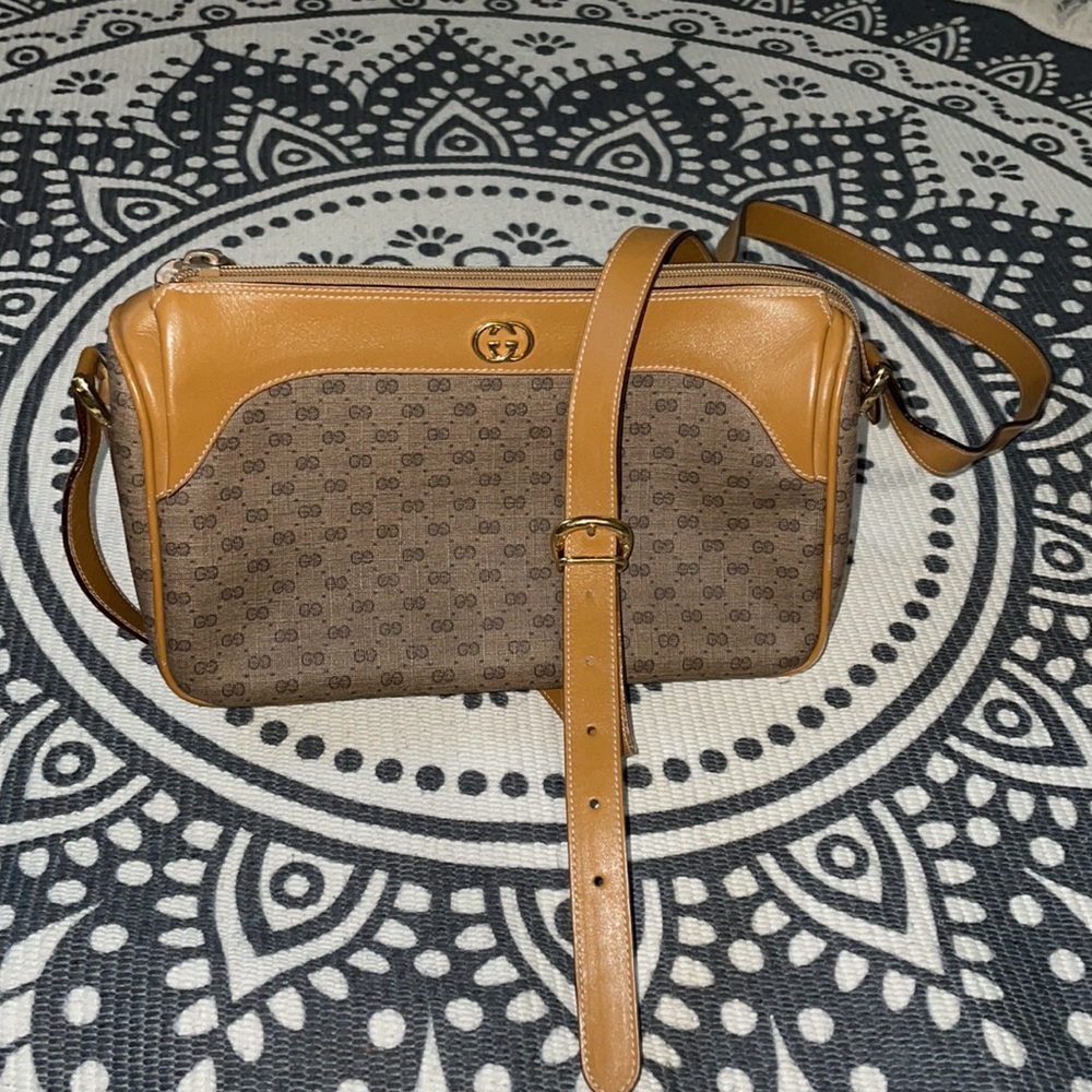 Vintage Gucci monogram camera bag crossbody brown camel tan